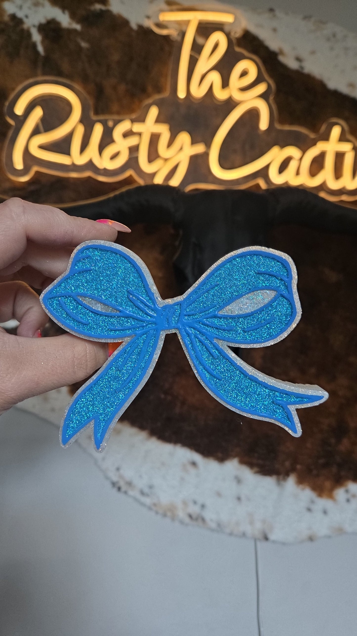 Large Bow